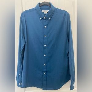 Mizzen+Main Performance Men’s Blue Button Down Shirt Size Large Trim NWOT